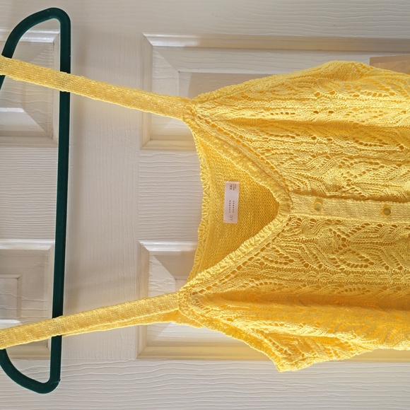 LAUREN CONRAD BRAND WOMENS PLUS SIZE YELLOW "CROCHETED" V-NECK TANK TOP SIZE XXL - Picture 1 of 16